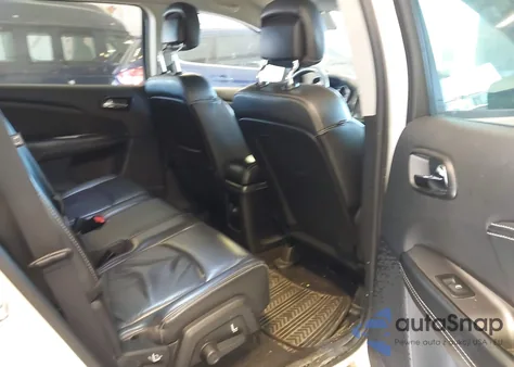 2015 Dodge Journey Crossroad z USA, uszkodzony, nr VIN 3C4PDDGG4FT633996